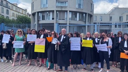 Manifestation des greffiers à Clermont-Ferrand