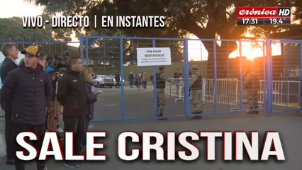 Así salía Cristina Kirchner de Aeroparque