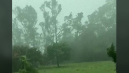 美 인디애나주 토네이도 덮쳐 1명 사망·주택 수십채 붕괴 / YTN