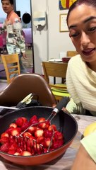 So simple, making strawberry jam in Korea.