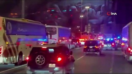 Le départ des pèlerins vers Arafat s'est poursuivi toute la nuit.