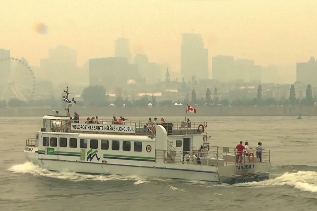 Wildfires shroud Montreal in smoke