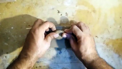 How to sculpt lips in clay ( water based clay )