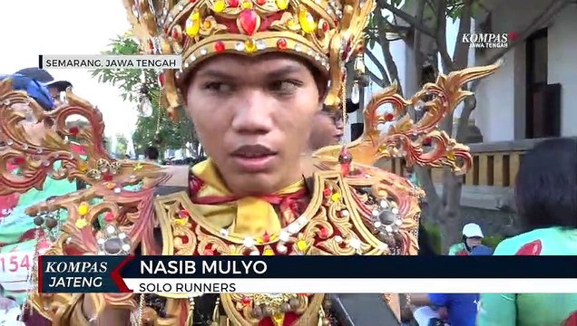 Kostum Unik Ramaikan Bank Jateng Friendship Run Semarang
