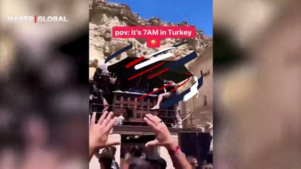 Kapadokya'da sabah saat 7'de verilen partinin görüntüleri sosyal medyada gündem oldu