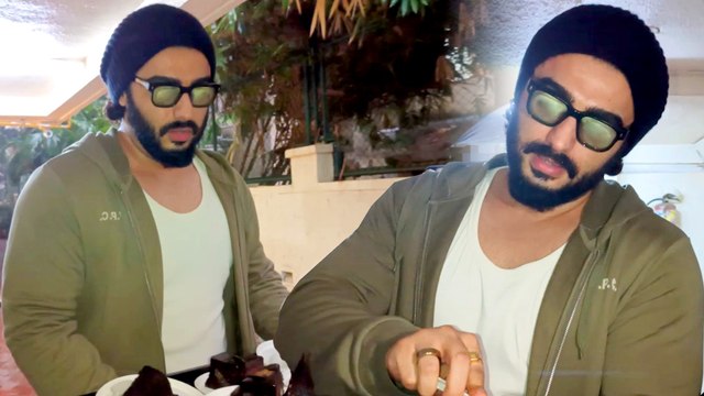 Arjun Kapoor ने पैपराजी को बारिश में न भीगने की दी सलाह, साथ में मनाया बर्थडे