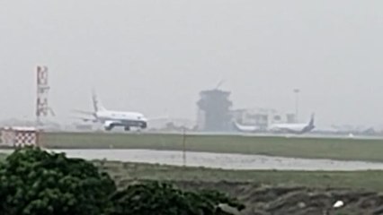 बरकतउल्ला के ज्ञान विज्ञान भवन हेलीपैड से पीएम का खाली काफिला हुआ रवाना...