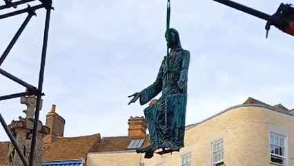 Welcoming Christ statue returns to Canterbury Cathedral