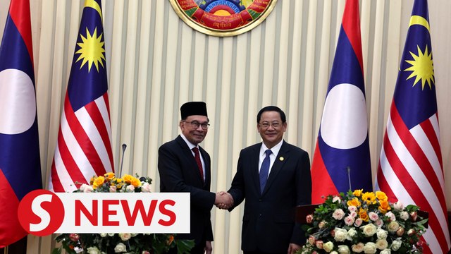PM seeks cooperation between varsities in Malaysia and Laos