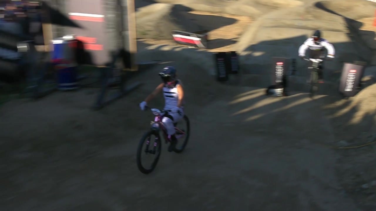 Cunning and Buchanan take Pump Track crowns at Crankworx World Tour stage 3 in Innsbruck