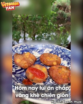 Cô gái ăn tương ớt review giọng ngọt như mía lùi