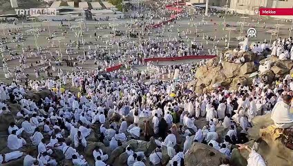 Hacı adayları Arafat'ta