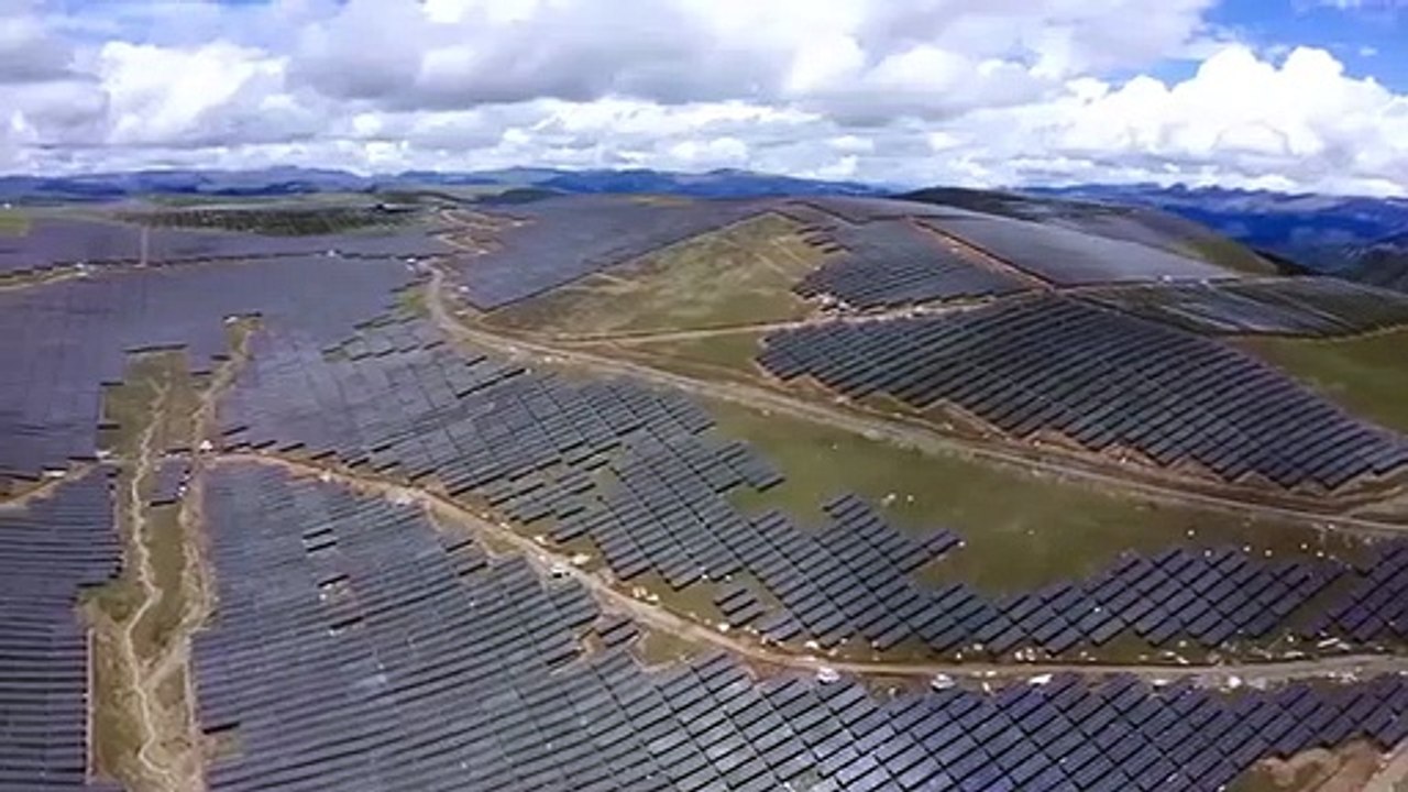 La plus grande centrale hydro-photovoltaïque du monde mise en service en Chine