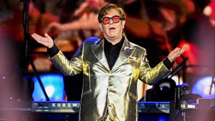 Elton John donne son ultime concert britannique à Glastonbury