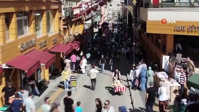 İstanbul boşaldı, Sivas doldu taştı -Sivas'ta bayram yoğunluğu yaşanıyor