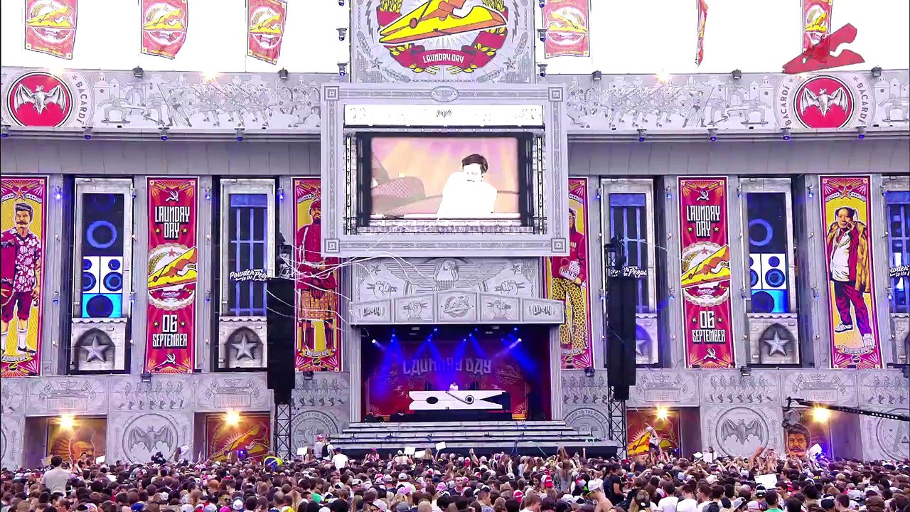 Martin Solveig - Hello (Live)