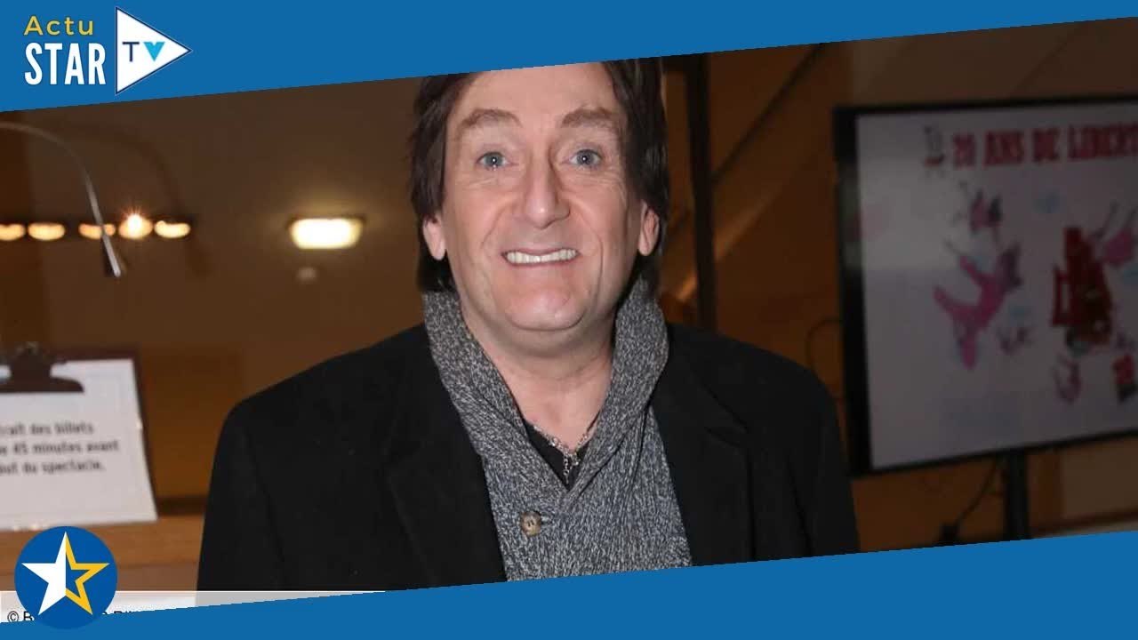 Pierre Palmade vu dans une discothèque : l’humoriste a-t-il le droit de faire la fête ?