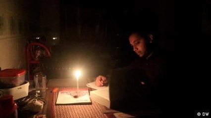 Bangladesh heatwave brings on crippling power cuts