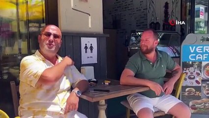 L'opérateur qui a accroché le panneau «Toilette 50 lires» à Çeşme a parlé