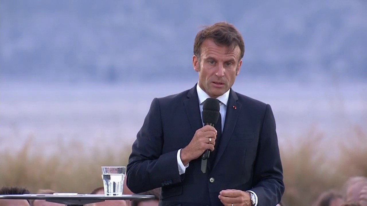 Emmanuel Macron à propos des retraites: "Respecter les gens ce n'est pas leur dire ce qu’ils ont forcément envie d’entendre"
