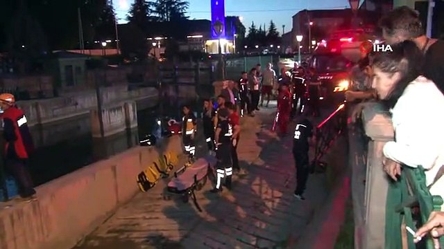 Porsuk Çayı'na atlayan iki gençten biri kayboldu