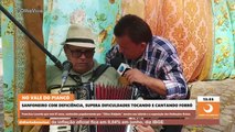 Mesmo com deficiência, sanfoneiro supera dificuldades tocando e cantando forró no Vale do Piancó