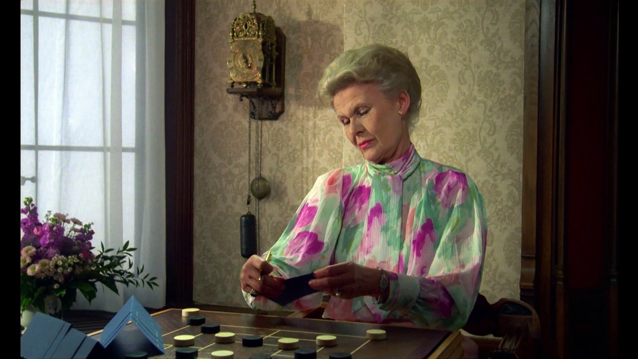 Klassezämekunft | movie | 1988 | Official Trailer