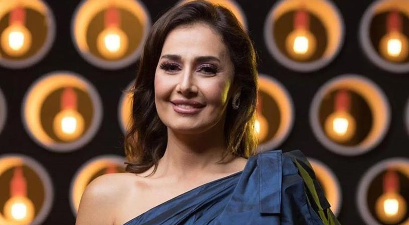 حلا شيحة تنشر صور على أغنية "خليك فولاذي" والجمهور: "تامر  حسني بقى حلو دلوقتي"