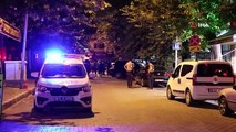 İzmir'de karakol önünde silahlı kavga: 1 ağır yaralı