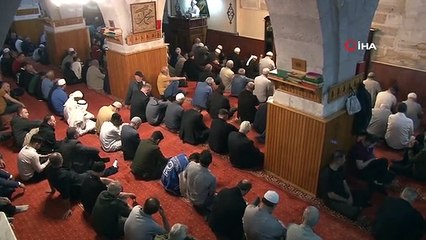 830 yıllık camide Kurban Bayramı namazı kılındı