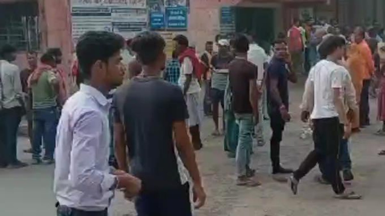 किशनगंज: नर्सिंग होम में ऑपरेशन के दौरान बच्चे की हुई मौत, परिजनों ने किया हंगामा, देखिए