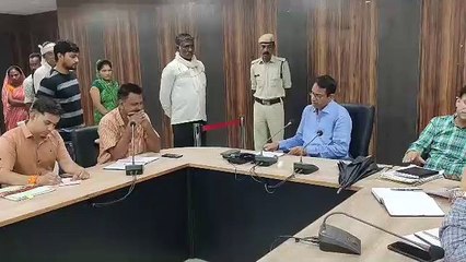 गृह ग्राम पंचायत में क्यों है सचिव सतीश यादव