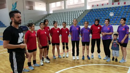 Bingöllü kız hentbolcular milli takıma seçilmek için mücadele edecek