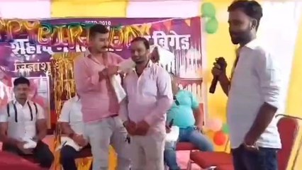 गया: रक्तदान शिविर में जुटे युवक, रक्तदान कर दूसरों की जीवन रक्षा का लिया संकल्प