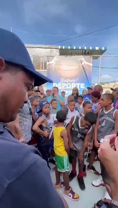 Yayo Sanz Lovatón reitera apoyo a las aspiraciones de Orlando Jorge Villegas