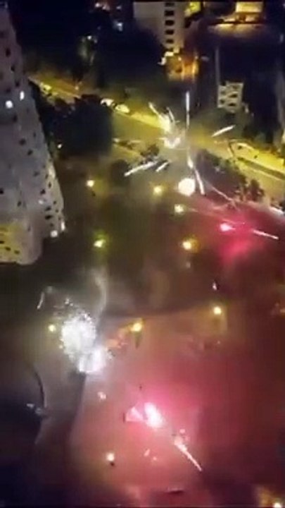 Vidéo des émeutes urbaines dans les rue de paris la nuit dernière