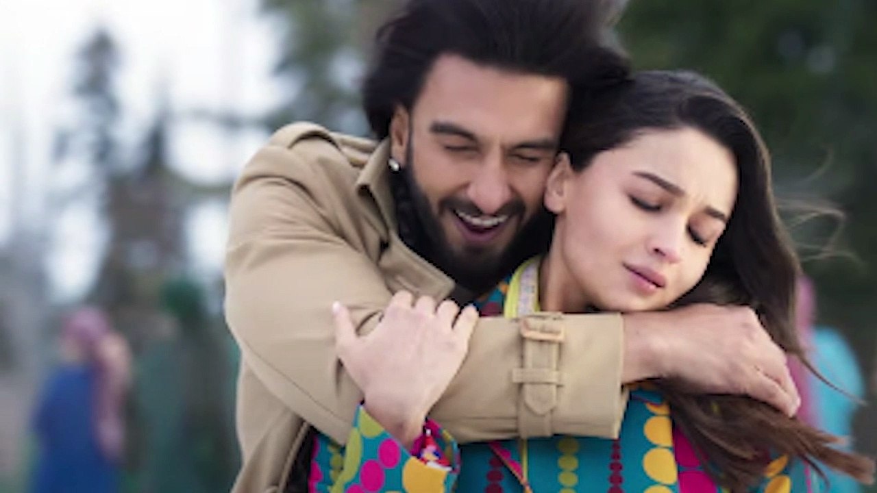 Ranveer, Alia's romantic track 'Tum Kya Mile' f...