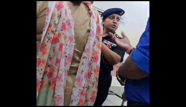 सैनिक स्कूल के 6वीं कक्षा के छात्र की संदिग्ध हालत में मौत, मां बोली- हमें क्यों नहीं बताया, प्राचार्य ने पत्रकारों से छीना कैमरा