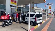 Diyarbakır'da çarpışan otomobillerden biri petrol istasyonuna daldı: 1'i çocuk 5 yaralı