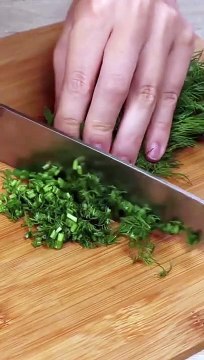 Easy and Flavorful: Potatoes and Minced Meat Made Simple