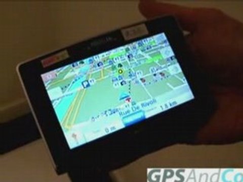 Magellan Maestro 4245 Commande vocale