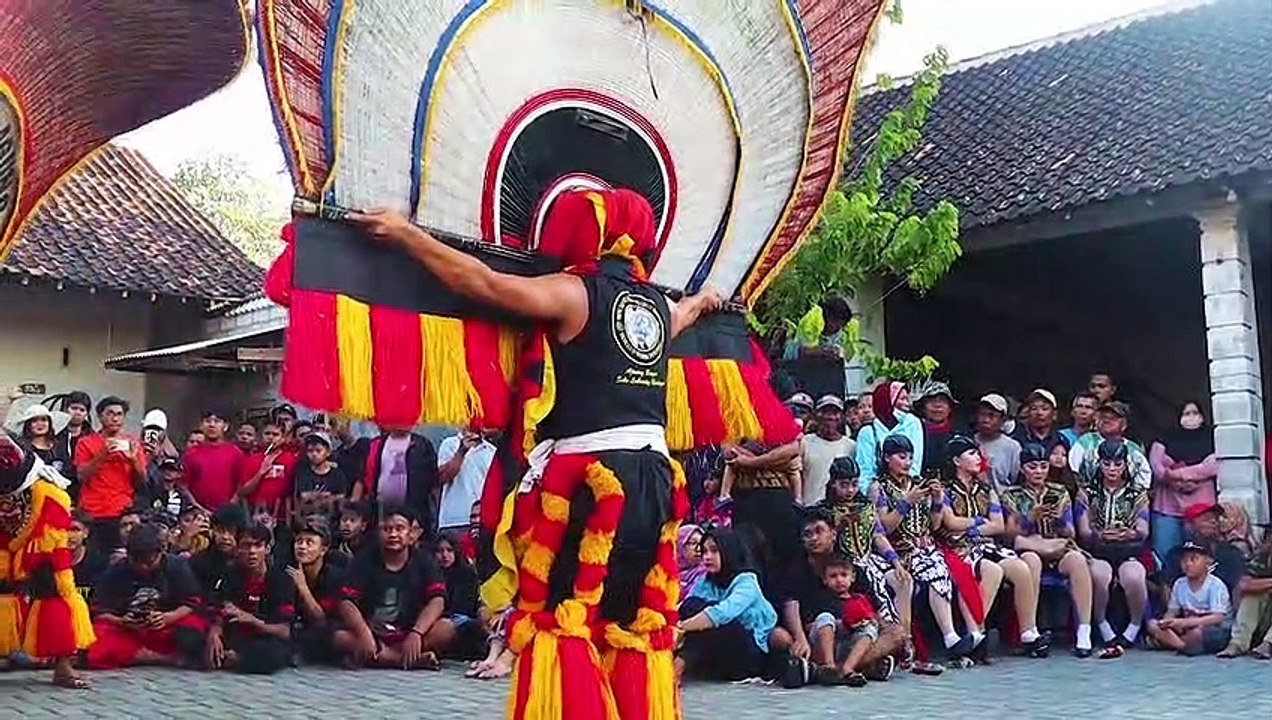 Reog singo mulyo tetap menguasai kalangan sempit sraten jenangan ponorogo
