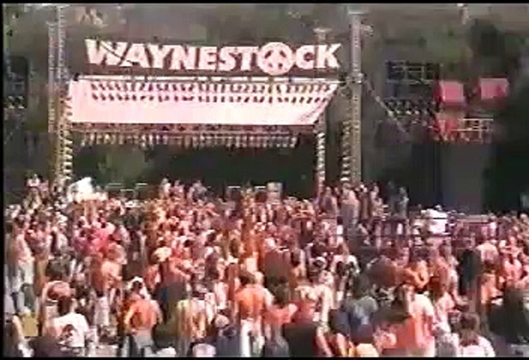 Chamada do Intercine com o filme Quanto mais idiota melhor 2 (28-05-1997)