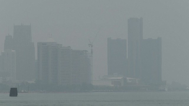 캐나다 산불에 美 중서부 이틀째 미세먼지 '공기질 경보' 발령 / YTN
