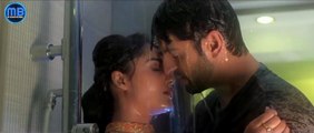 Tridha Choudhury Hot Kissing Scenes in Spotlight