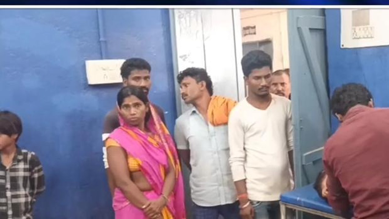 BREAKING: नवादा में तेज रफ्तार बाइक की चपेट में आने से बालक हुआ जख्मी, अस्पताल में भर्ती