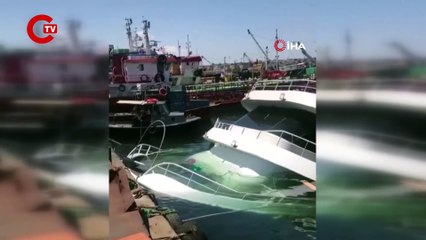 Yenikapı sahilde tur teknesi battı