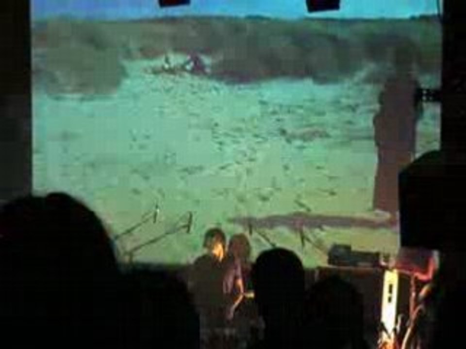 Girls In Hawaii @ Ninkasi Kao (2)