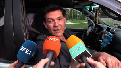 Augusto Algueró rompe su silencio tras las críticas por la discreta despedida a su madre