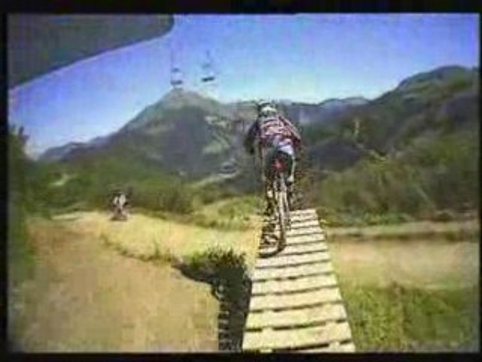 Saison VTT DH 2007 Floriane PUGIN